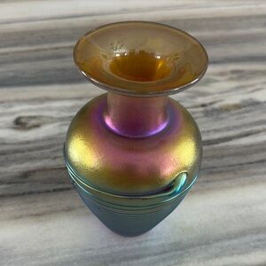 ROBERT HELD SIGNED IRIDESCENT AURENE WAVES VASE